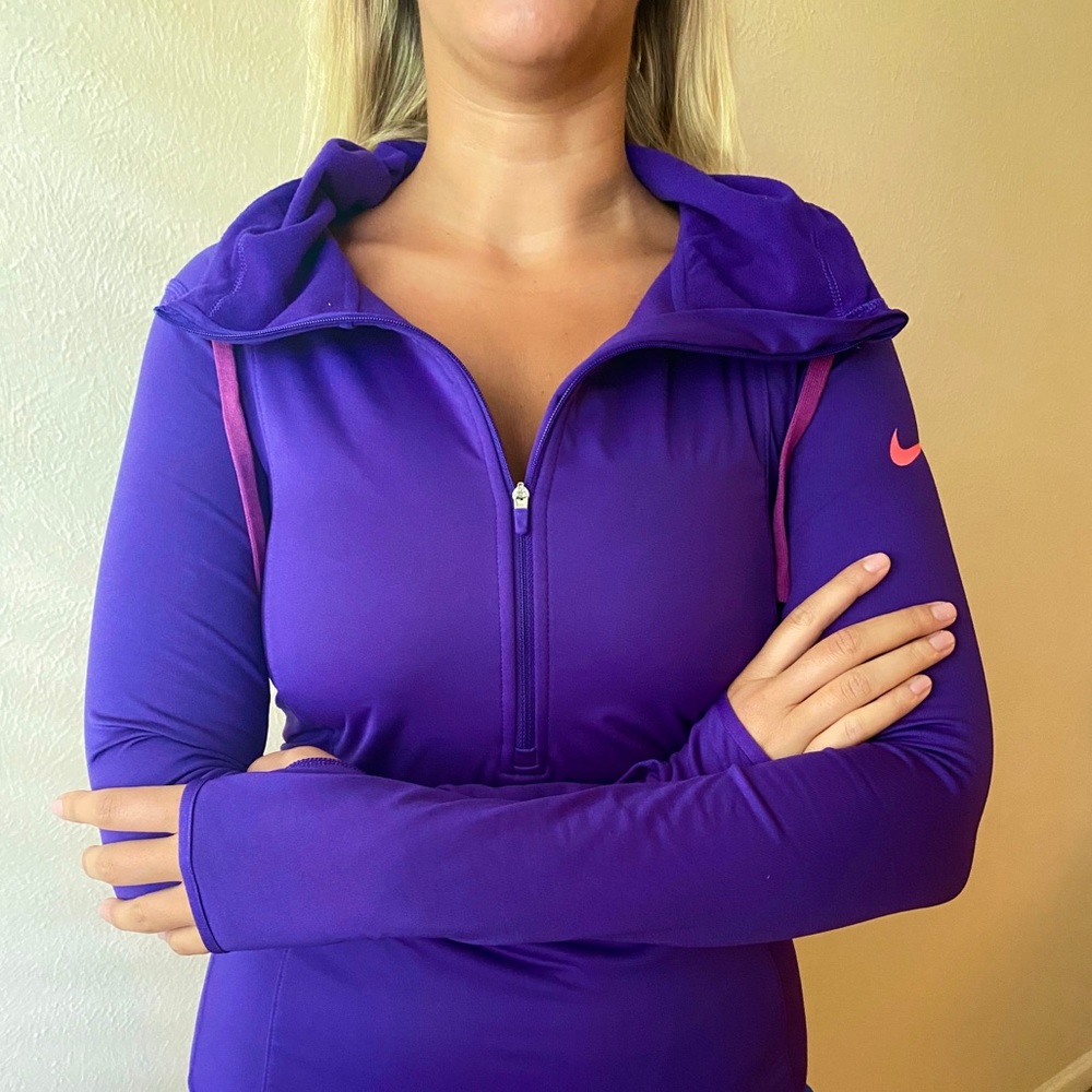 Womans NIKE Dri Fit long sleeve